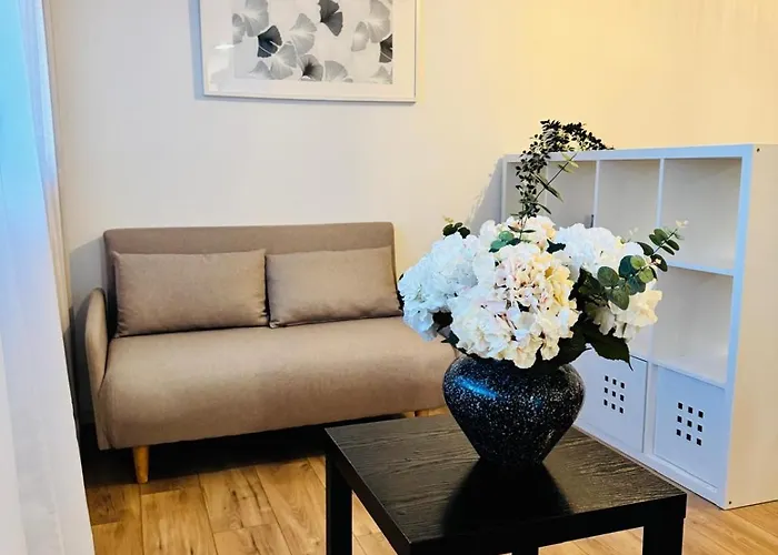 Modern In Clichy, Quick Access To Paris *