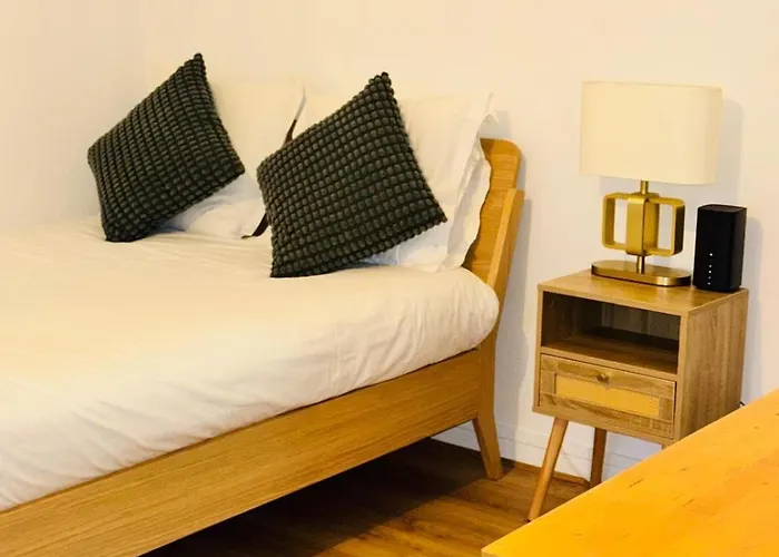 Modern In Clichy, Quick Access To Paris 公寓 *